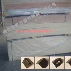 打包帶護角，塑膠護角，包裝護角打包應(yīng)用
